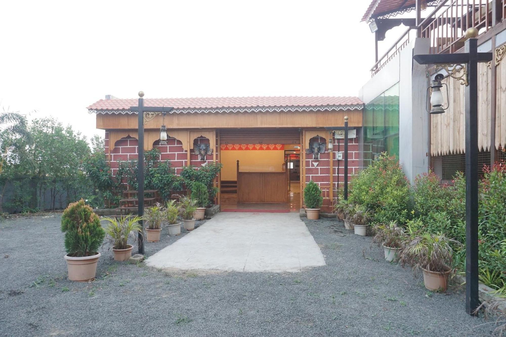Yashraj Resorts Somatane 外观 照片